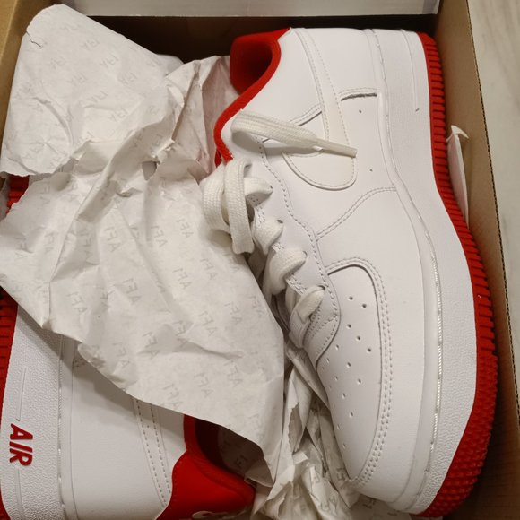 Shoes - Picture 4 of 4